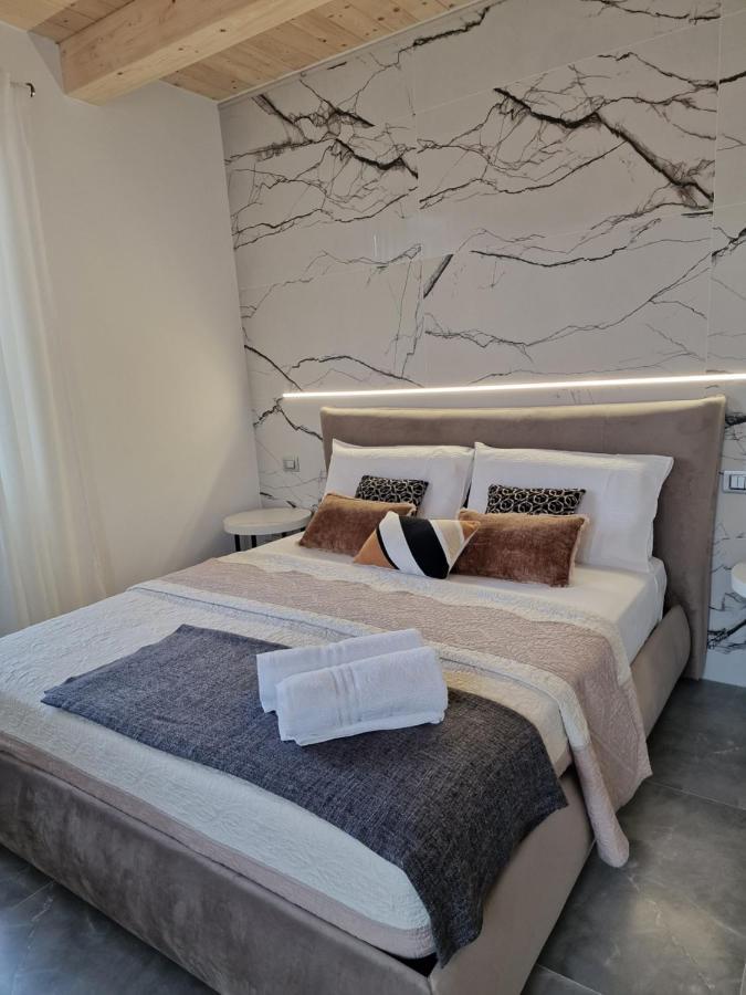 Marla Rooms 斯培西亚 外观 照片