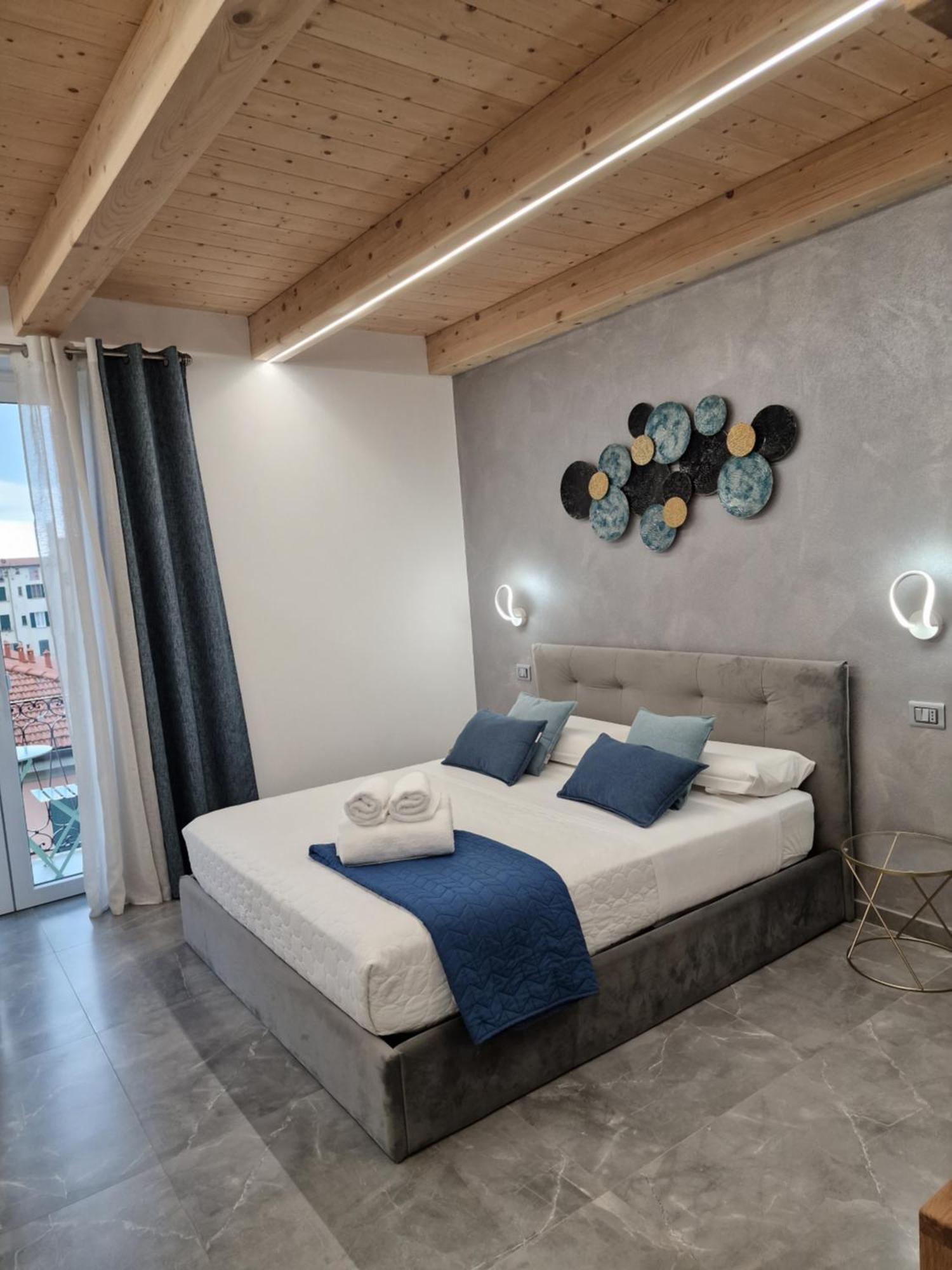 Marla Rooms 斯培西亚 外观 照片
