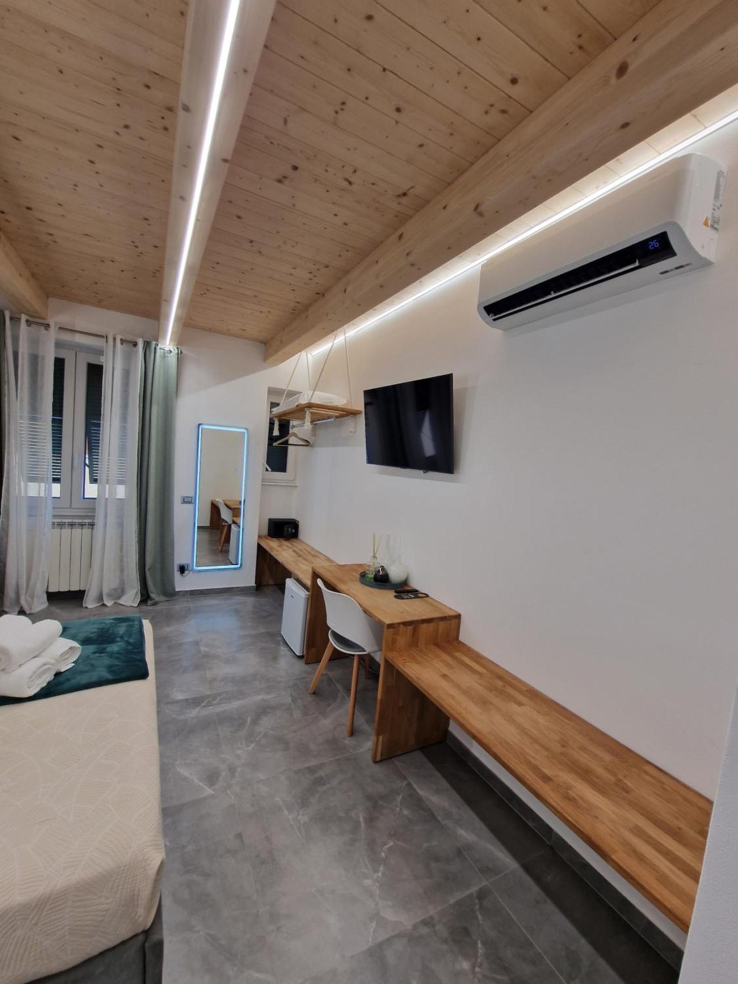 Marla Rooms 斯培西亚 外观 照片